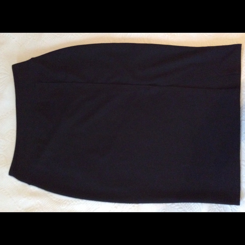 Worthington black pencil skirt